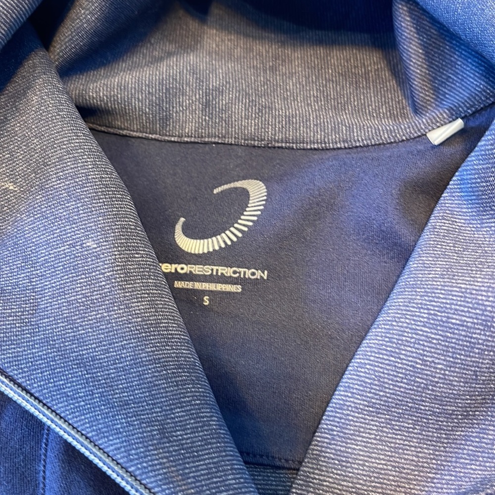 Women’s Zero Restriction Pullover Warmup With Poc… - image 4